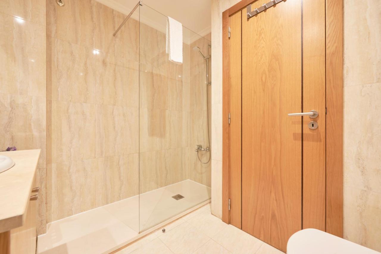 Apartment With Private Terrace & Car Garage Lisboa Екстериор снимка